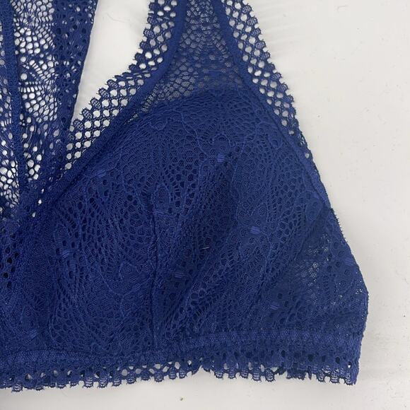 Victoria’s Secret lace lined racerback bralette bundle (2)  sz M - Picture 3 of 7